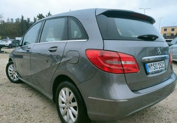 Mercedes Klasa B W246 Sports Tourer 200 BlueEFFICIENCY 156KM 2013 Mercedes-Benz Klasa B Super wersja Automat Zarejestrowany 1.6 Benzyna, zdjęcie 2