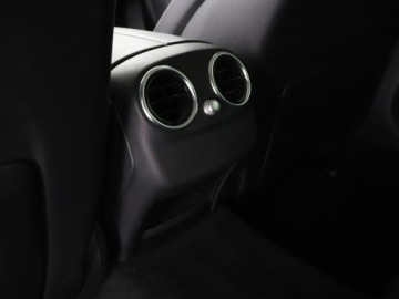 Mercedes Klasa C W205 Limuzyna 180 156KM 2016 Mercedes C 180 półskóra navi klima auto, zdjęcie 35