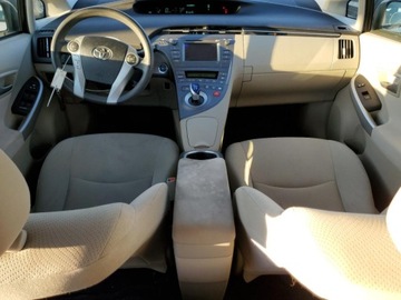 Toyota Prius III 2015 Toyota Prius 2015 1.8l 1.8 Hybryda 134KM, zdjęcie 8