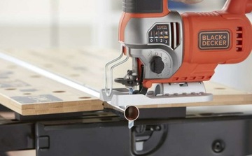 Лобзик Black&Decker BES610K 650Вт