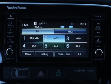 Mitsubishi Outlander III SUV Facelifting 2015 2.0 MIVEC 150KM 2016 Mitsubishi Outlander 2.0, Salon Polska, zdjęcie 11