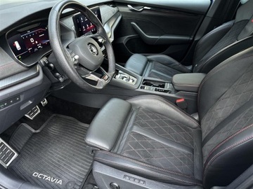 Skoda Octavia IV RS Kombi 2.0 TDI SCR 200KM 2022 Skoda Octavia 2.0TDI 200KM RS DSG l DCC, Pakiet RS, zdjęcie 9