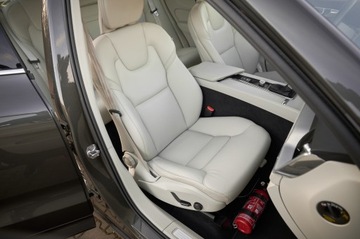 Volvo XC60 II Crossover T4 190KM 2019 SUPER KONFIGURACJA__ PIĘKNIE UTRZYMANY __JASNE SKÓRY, zdjęcie 27