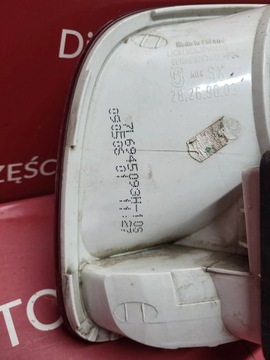 LA51 VOLKSWAGEN TOUAREG I 7L6945093H SVĚTLO ZADNÍ KRYT KUFRU