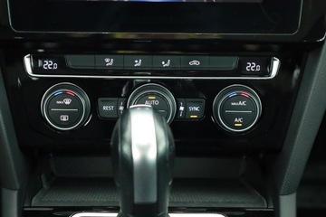 Volkswagen Arteon Fastback 2.0 TSI 190KM 2020 VW Arteon 2.0 TSI, Salon Polska, Serwis ASO, zdjęcie 12