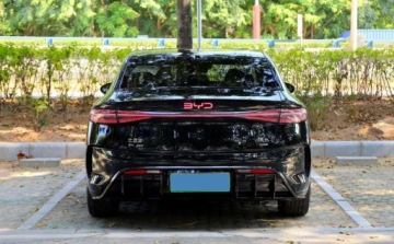 BYD Seal 2025 BYD Seal BYD SEAL 530 KM 3,8s do 100kmh Premium VAT 23 530KM, zdjęcie 5