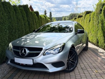 Mercedes Klasa E W212 Coupe Facelifting 250 211KM 2013 Mercedes Benz Klasa E 2. 0 turbo 211KM, szyber, 7g tronic, ILS, harmann, zdjęcie 1