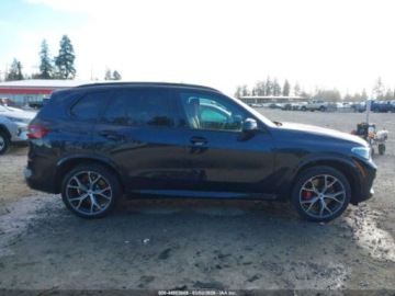 BMW X5 G05 2023 BMW X5 M50i 2023 4.4 Benzyna 523KM, zdjęcie 1