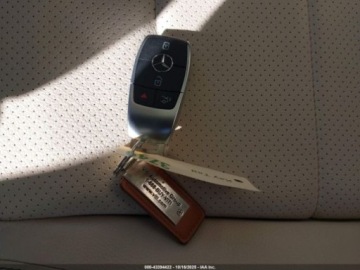 Mercedes GLE V167 2023 Mercedes-Benz GLE 2023 r., 2,0L GLE 450 4MATIC 2.0 Benzyna 352KM, zdjęcie 13