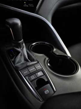 Toyota Camry IX Sedan 2.5 Hybrid Dynamic Force 218KM 2023 Toyota Camry Toyota Camry 2.5 Hybrid Comfort CVT FV23 Gwarancja Salon PL, zdjęcie 18