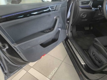 Skoda Superb III Kombi Facelifting 2.0 TDI SCR 200KM 2021 Skoda Superb Skoda Superb LaurinKlement, Bezwypadkowy, Faktura VAT-23., zdjęcie 11