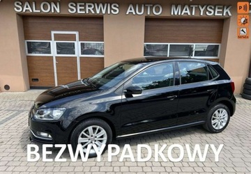 Volkswagen Polo V Hatchback 3d Facelifting 1.0 60KM 2014 Volkswagen Polo 1,0 60KM Klima Serwis 2xPDC 1Wlasciciel Benzyna 60KM