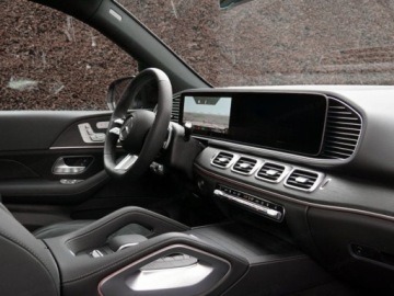 Mercedes GLE V167 SUV Facelifting 2.0 300d 269KM 2025 GLE Coupe 300 d 4-Matic AMG Line 2.0 (269KM) 2025, zdjęcie 10