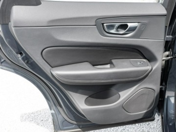 Volvo XC60 II 2023 Volvo XC 60 WD4858R#B4 D AWD Plus Bright Podgrz.f, zdjęcie 22