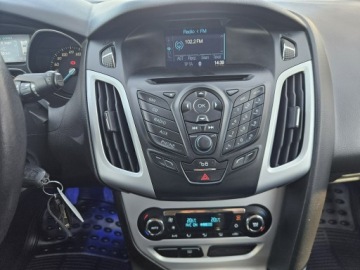 Ford Focus III Kombi 2.0 Duratorq TDCi DPF 140KM 2012 Ford Focus 1Wł,KlimaTronik,Pdc,Elektryka,, zdjęcie 22