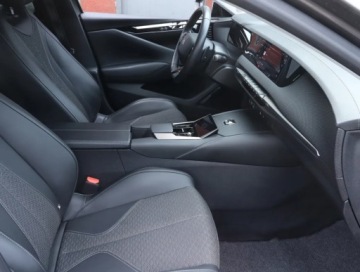 DS 4 II Hatchback 1.2 PureTech 130KM 2023 DS 4 1.2 PureTech, Salon Polska, Serwis ASO, zdjęcie 8