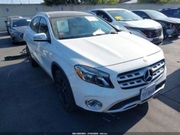 Mercedes GLA II 2020 Mercedes-Benz GLA 2020 MERCEDES-BENZ GLA 250 4MATIC 2.0 Benzyna 255KM, zdjęcie 1