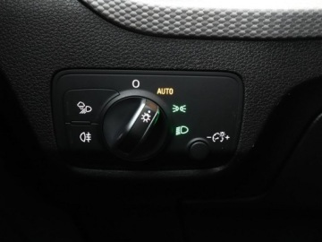 Audi Q2 SUV 1.5 35 TFSI 150KM 2019 Audi Q2 full LED navi klimatyzacja grzane fotele, zdjęcie 27