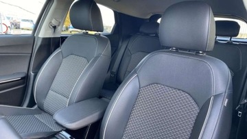 Kia XCeed 2022 Kia XCeed Salon PL Bussines Line 1,6 Plug-in 1.6 Hybryda Plug-in 105KM, zdjęcie 10