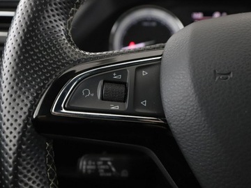 Skoda Superb III Kombi 2.0 TSI 280KM 2017 Škoda Superb Skoda Superb automat 4x4 acantara, zdjęcie 33
