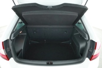 Skoda Rapid II Liftback Facelifting 1.0 TSI 110KM 2018 Skoda Rapid Spaceback 1.0 TSI, Salon Polska, zdjęcie 17