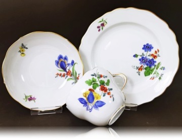 MIŚNIA MEISSEN большой кофейный сервиз из 3 предметов. цветы