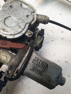 MECHANIZMUS OKNO PRAVÝ PŘEDNÍ TOYOTA CELICA VII 85710-20320 3D