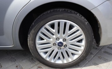 Ford Mondeo III Sedan 2.0 145KM 2007 Ford Mondeo Bezwypadkowy Serwisowany 1-Wlasciciel Navi Pdc Grz.FoteleSzyba, zdjęcie 15