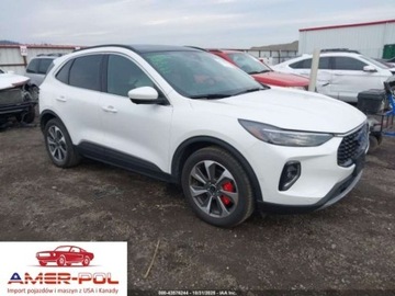 Ford Escape III 2023 Ford Escape FORD ESCAPE PLATINUM 2.0 Benzyna 250KM