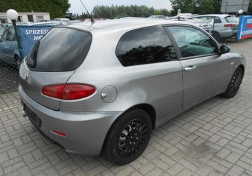 Alfa Romeo 147 Hatchback 1.9 MultiJet 8v 120KM 2007 Alfa Romeo 147 Alfa Romeo 147, zdjęcie 2