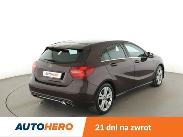 Mercedes Klasa A W176 Hatchback 5d Facelifting 220 184KM 2017 Mercedes A 220 4x4 automat full LED półskóra,, zdjęcie 6