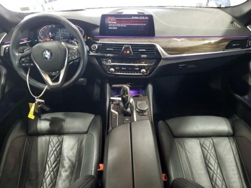 BMW Seria 5 G30-G31 2020 BMW Seria 5 540xi 2020 3.0l 3.0 Benzyna 335KM, zdjęcie 8