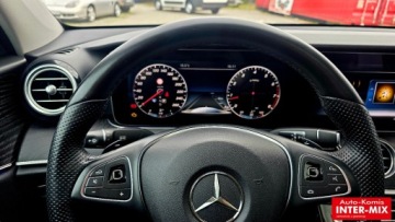 Mercedes Klasa E W213 Limuzyna 2.0 250 211KM 2017 Mercedes-Benz Klasa E E250 Zarejestrowany 2.0 Benzyna 210KM, zdjęcie 20
