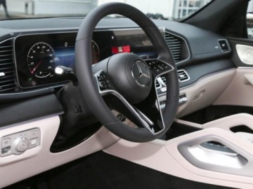 Mercedes GLE V167 SUV Facelifting 3.0 450d 367KM 2025 GLE Coupe 450 d 4-Matic AMG Line 3.0 (367KM) 2025, zdjęcie 4