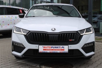 Skoda Octavia IV RS Kombi 2.0 TDI SCR 200KM 2023 Skoda Octavia RS, zdjęcie 2