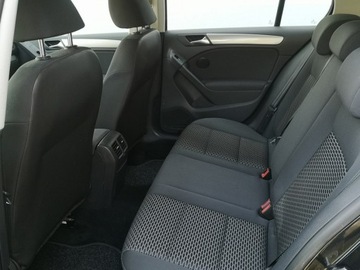 Volkswagen Golf VI Hatchback 5d 1.4 80KM 2011 Volkswagen Golf 1.4MPI +LPG 80KM Klimatronic, zdjęcie 16