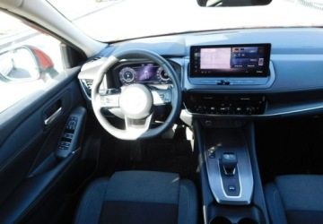 Nissan Qashqai III Crossover Facelifting 1.3 DIG-T MHEV 158KM 2025 Nissan Qashqai Gwarancja Fabryczna Bezwypadkowy Stan Nowy 1.3 Benzyna 158KM, zdjęcie 9
