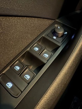 Skoda Kamiq Crossover Facelifting 1.0 TSI 115KM 2025 Skoda Kamiq Selection 1.0 TSI 115KM DSG Salon PL FV23 Gwarancja 2028, zdjęcie 23