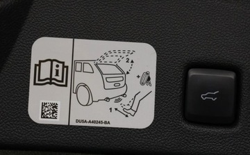 Ford Kuga III 2020 Ford Kuga Tempomat, Nawigacja, Grzane Fotele, Czujniki Kamera, Ekran HUD., zdjęcie 1