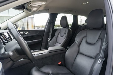 Volvo XC60 II 2021 Volvo XC 60 B5 AWD Inscription 250KM, zdjęcie 8