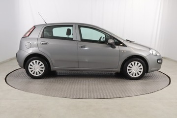 Fiat Punto Grande Punto Hatchback 5d 1.4 8v 77KM 2010 Fiat Punto Evo 1.4, GAZ, Klima, zdjęcie 5