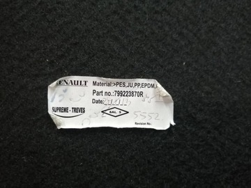 POLIČKA KUFRU DACIA DUSTER I SVĚTLÝ