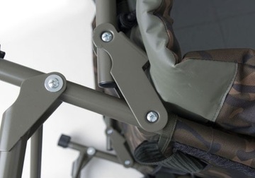 КРЕСЛО FOX R3 CAMO КРОВАТЬ КАРПА