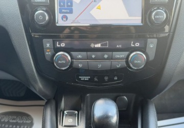Nissan Qashqai II Crossover 1.2 DIG-T 115KM 2016 Nissan Qashqai 1.2 115km Automat 1 Wlasciciel 77 tys. km Kamera OPLACO, zdjęcie 4