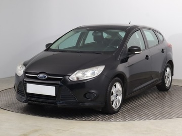 Ford Focus III Hatchback 5d facelifting 1.6 TDCi 115KM 2014 Ford Focus 1.6 TDCi, Salon Polska, Serwis ASO, zdjęcie 1