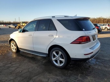 Mercedes GLE W166/C292 2016 Mercedes-Benz GLE MERCEDES-BENZ GLE 350 2016 3.0 Benzyna 258KM, zdjęcie 1