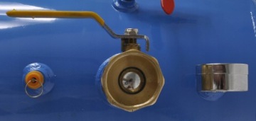 НАДУВАТЕЛЬ ДЛЯ НАКАЧИВАНИЯ ШИН КОЛЕС BASS TANK 25 Л
