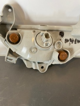 СИГНАЛ ПОВОРОТА ЛЕВЫЙ MAZDA 3 2013-16 B45A51360