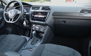 Volkswagen Tiguan II SUV 2.0 TDI 150KM 2019 Volkswagen Tiguan 2,0 TDI 150 KM DSG FULL LED BI-Xenon Nawigacja HIGH-LINE, zdjęcie 20