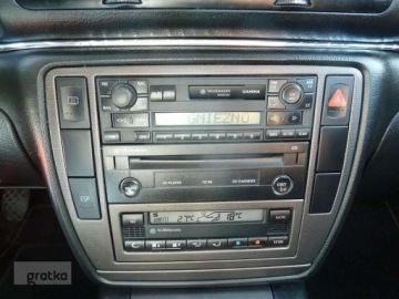 Volkswagen Passat B5 Sedan 1.9 TDI 130KM 2001 Volkswagen Passat Volkswagen Passat B5 Highline Klimatronik Zmieniarka Zar, zdjęcie 8